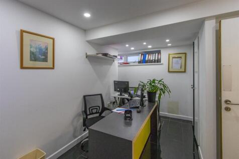 JNR Office-7.jpg