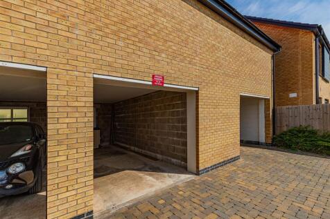 Clos Gwrgi 34-43.jpg