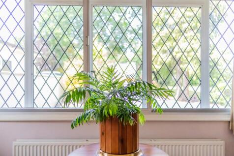 Hollybush Road 38-44.jpg