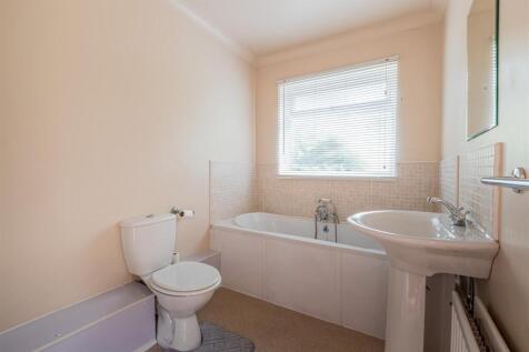 Moorland Road 205-13.jpg
