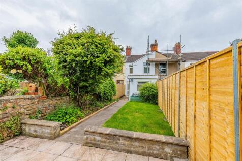 Moorland Road 205-3.jpg