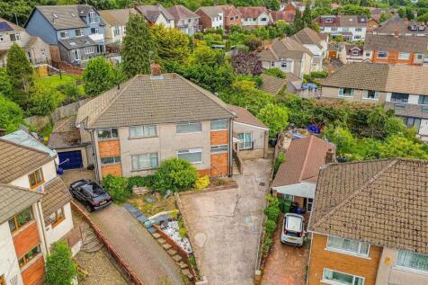Deepdale Close 8 Drone-2.jpg