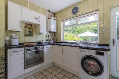 Deepdale Close 8-18.jpg