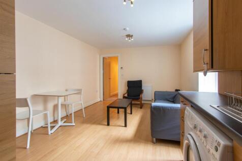 45 The Walk Flat 3-4.jpg