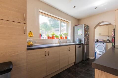 Mountbatten Close 6-6.jpg