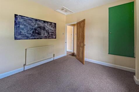 Inverness Place 6-11.jpg