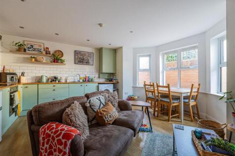 Newport Road 124, 1-12.jpg