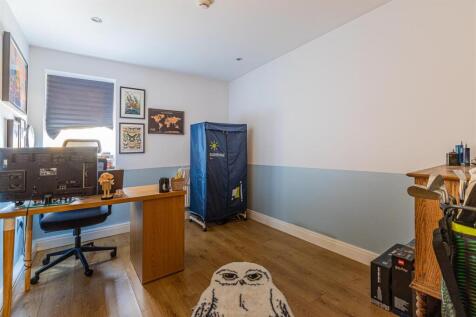 Newport Road 124, 1-2.jpg
