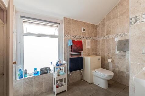 Whitchurch Road 340-6.jpg