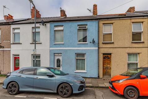 Plasnewydd Road 19-1.jpg