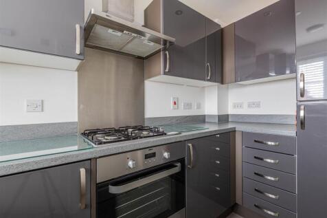 George Crescent 34-14.jpg