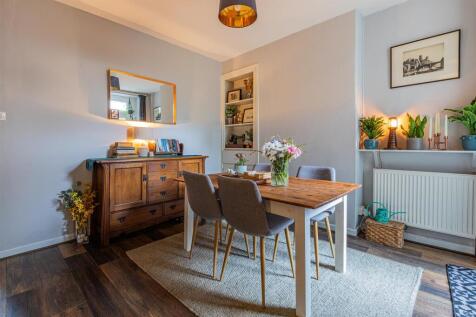 Strathnairn Street 119-4.jpg