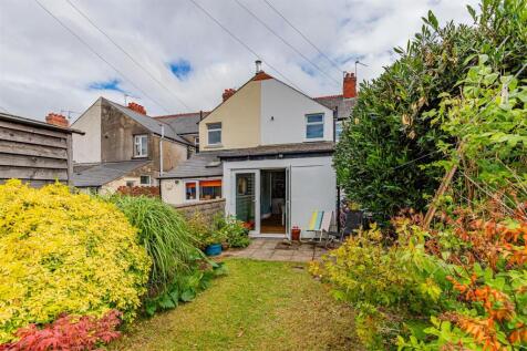Edington Avenue 15-17.jpg