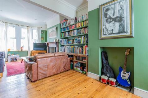 Edington Avenue 15-21.jpg