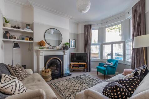 Amesbury Road 22 (8 of 26).jpg