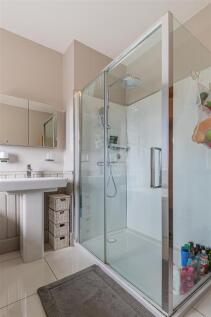 42 Bathroom-2.jpg