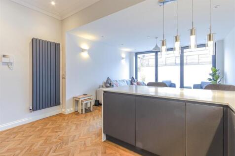 Albany Road 245, 2-15.jpg