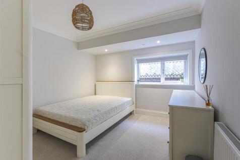 Albany Road 245, 2-1.jpg