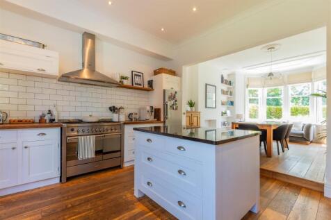 Waterloo Gardens 15-24.jpg