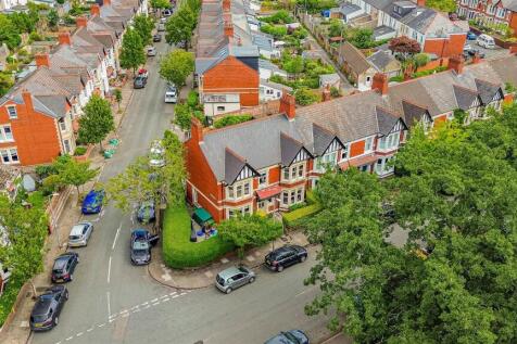 Waterloo Gardens 15 drone-1.jpg