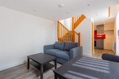 Richards Terrace 61, 2 (3 of 10).jpg