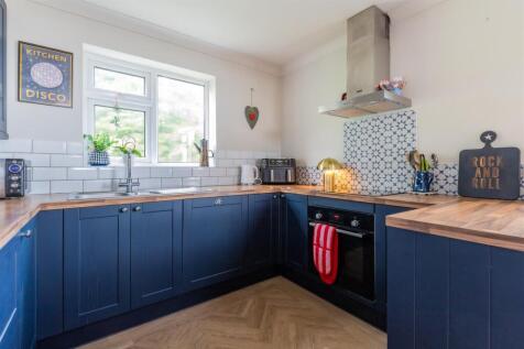 St Patricks Court 12-27.jpg