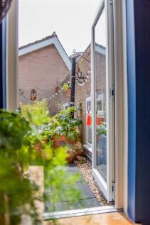 St Patricks Court 12-42.jpg