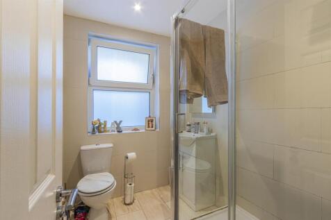 Claude Road 37, 2-1.jpg