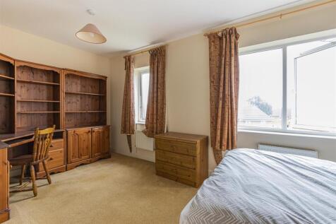 Sterling Close 4-8.jpg