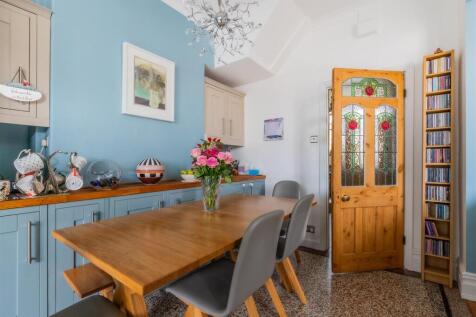 Marlborough Road 124-5.jpg