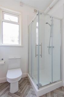 Connaught Road 31, 4-11.jpg