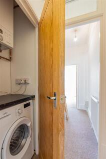 Connaught Road 31, 4-12.jpg