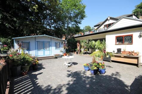 Summer house