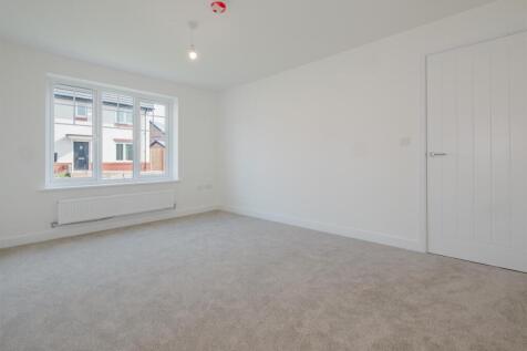 Lounge reverse