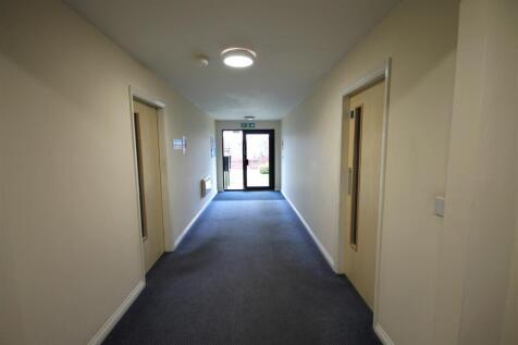 Communal entrance hall
