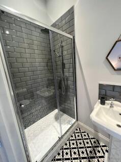 Shower.jpg