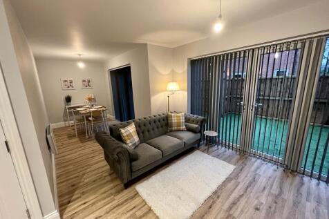 Living area.jpg