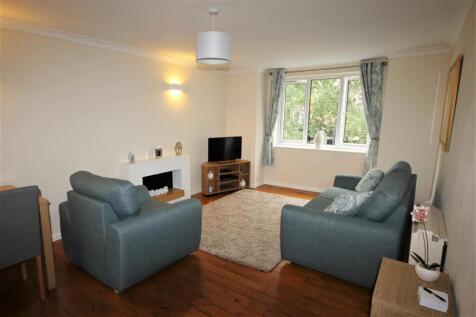 Lounge 3
