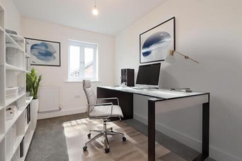 Bedroom 3 / Home office