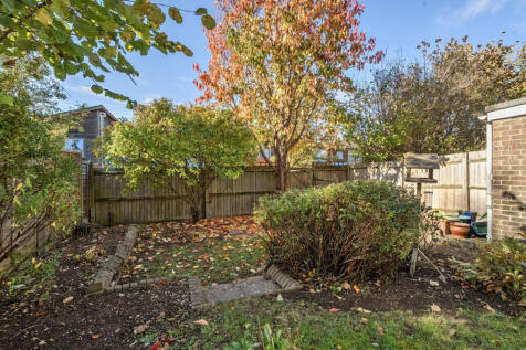 1372985-3-68fb5b9...