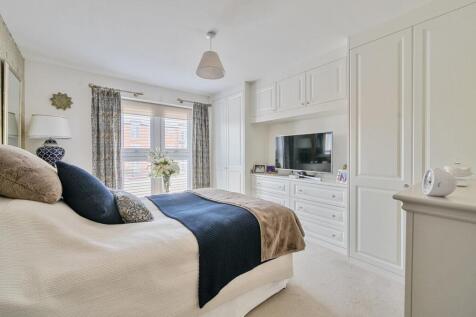 1339812-13-689b3f...