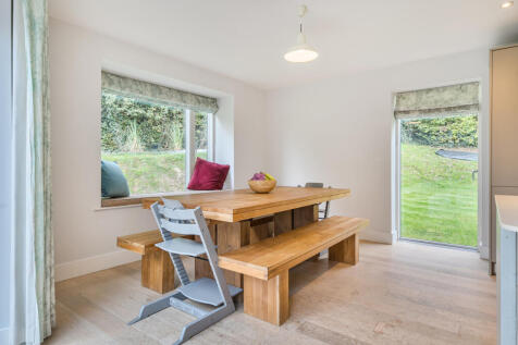 1362806-9-68efb41...