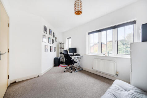 1372530-1-68f9f72...