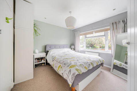 1372977-11-6901f5...