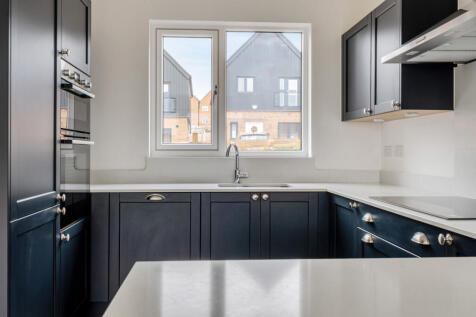 1369887-18-68ef89...