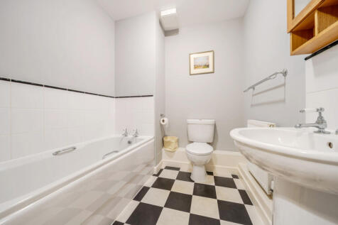 1377364-22-691220...