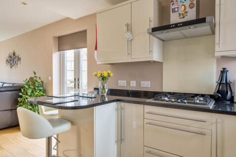 1373460-22-6904b6...