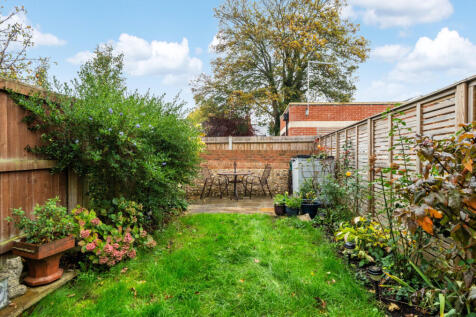 1372452-2-6901e1d...