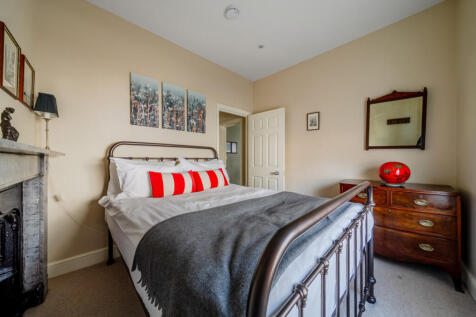 1380143-9-6915b34...