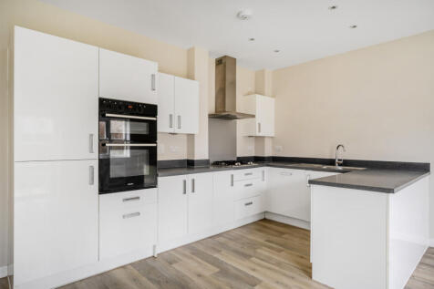 1389082-23-693aad...